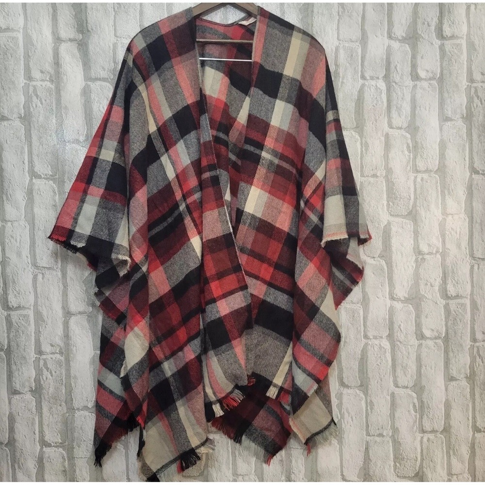 Soft Surroundings Plaid Red Black Wrap Shawl Poncho Fringe Womens One Size